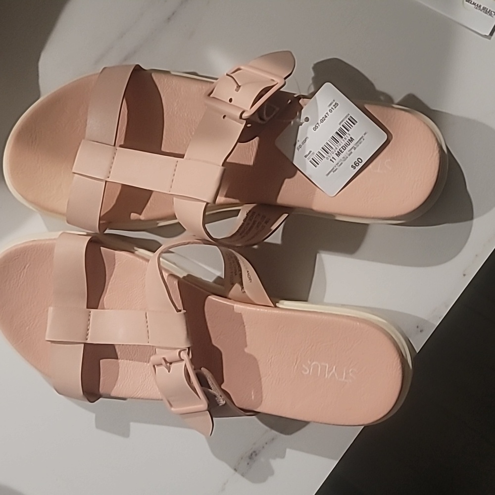NWT Stylus Womens Andry pink Slide Sandals Size 11